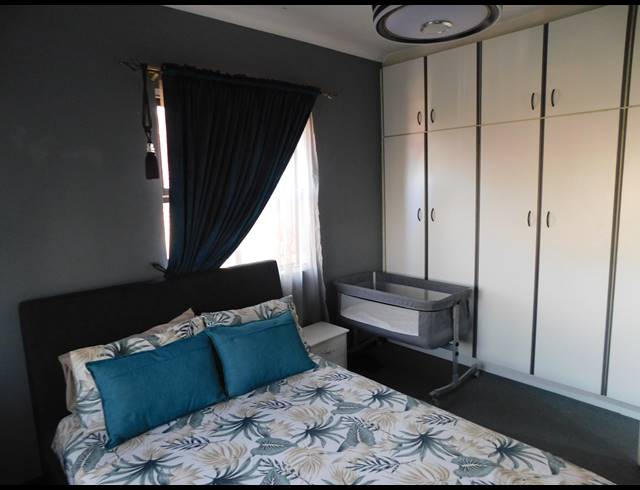 3 BEDROOM HOUSE FOR SALE IN BURLINGTON HEIGHTS